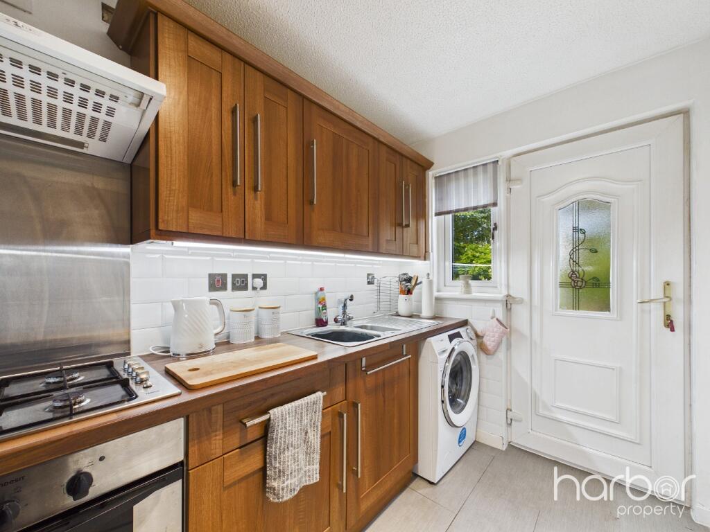 House in Glasgow - More