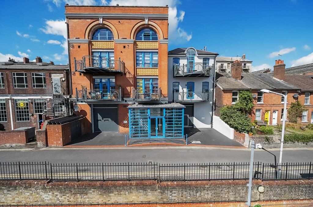 Apartment in Tonbridge