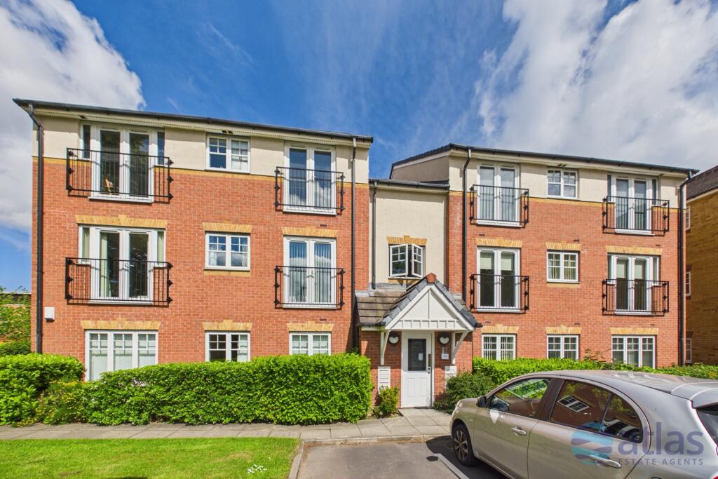 2-bed flat on Davenham Court, Wavertree, L15, £130,000