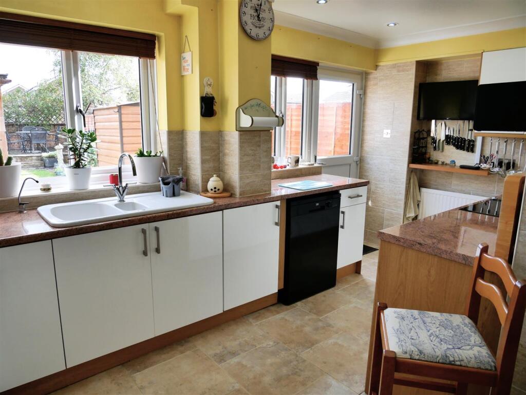 House in Swindon - View 4