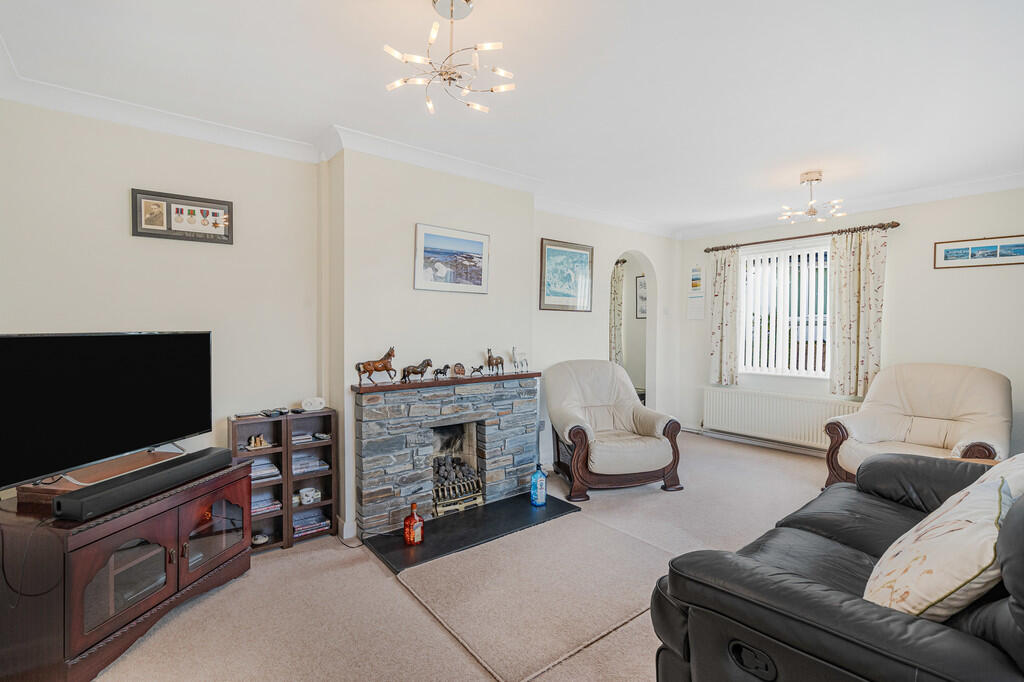 House in Teignbridge, Bovey Tracey - View 2