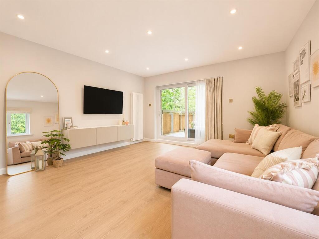 Apartment in Glasgow - View 4