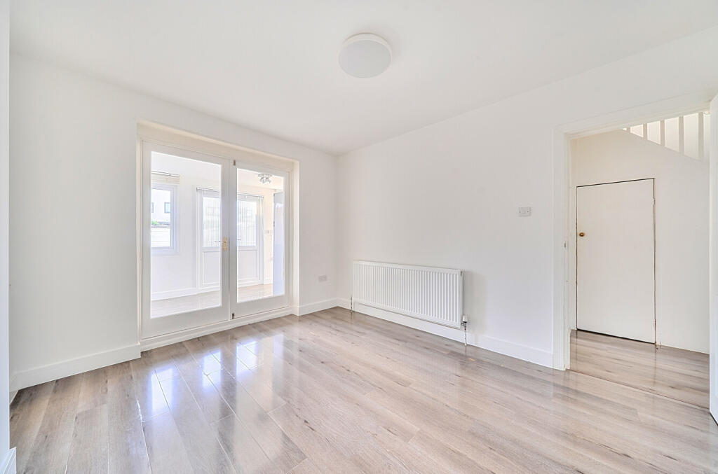 House in Croydon - View 5
