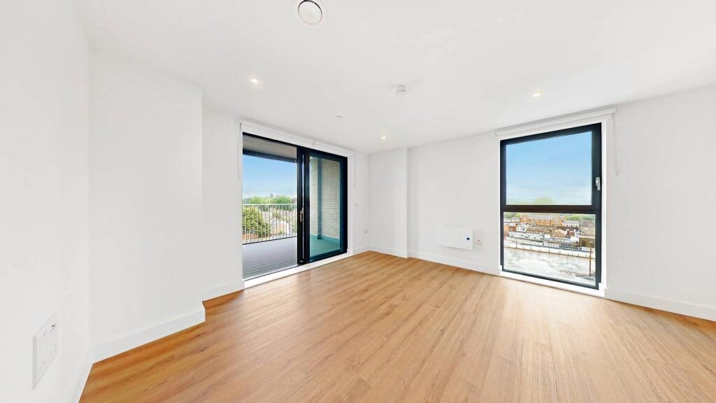 Apartment in Maidenhead, North Town - View 5