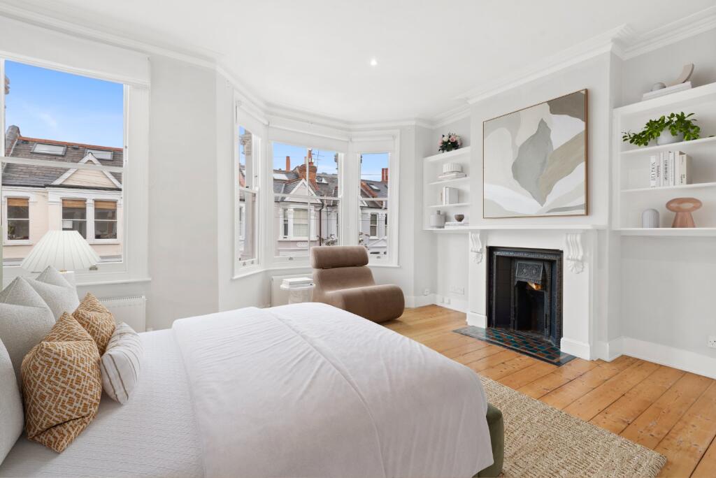 House in London - View 5