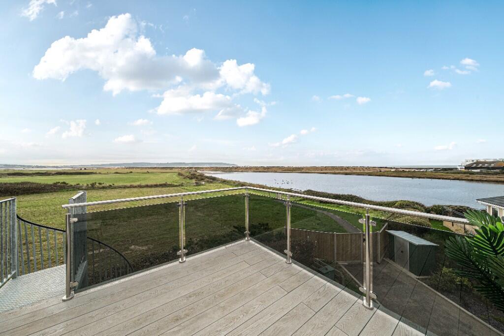House in Southampton - View 2