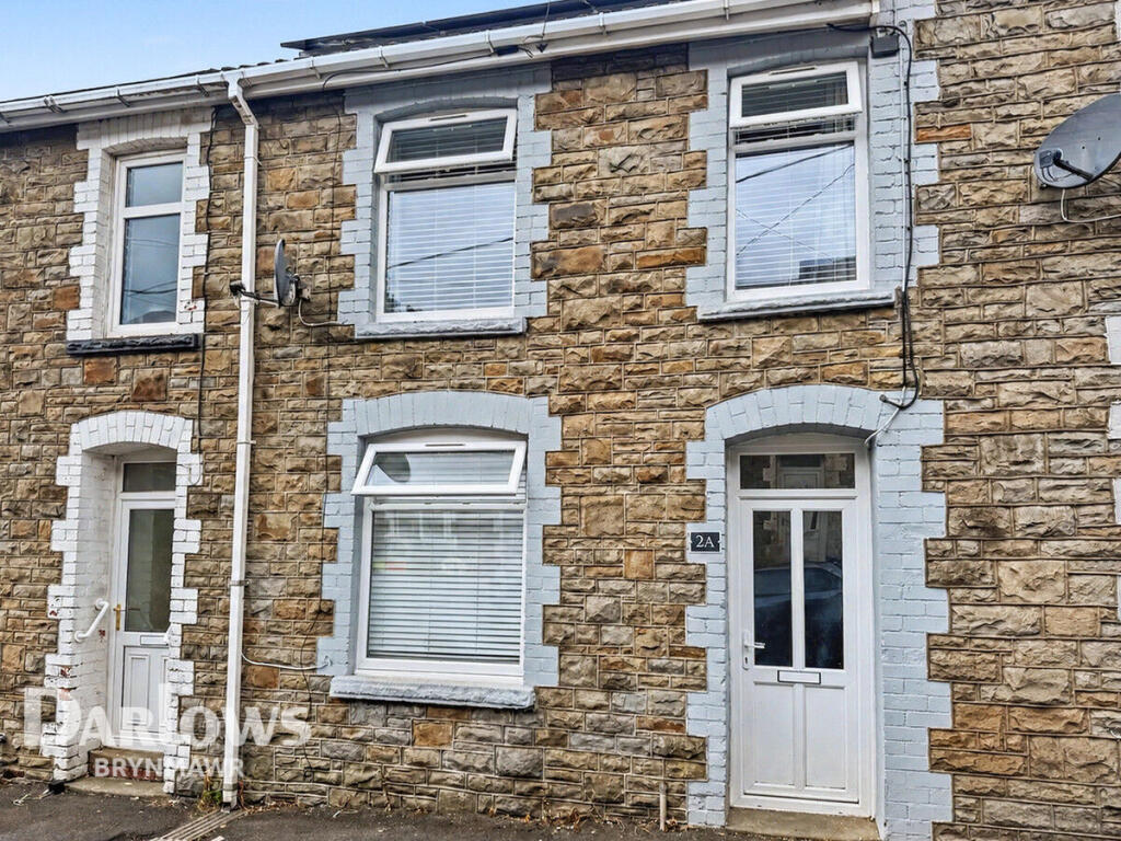 3-bed terraced on Part Street, Abertillery, £130,000
