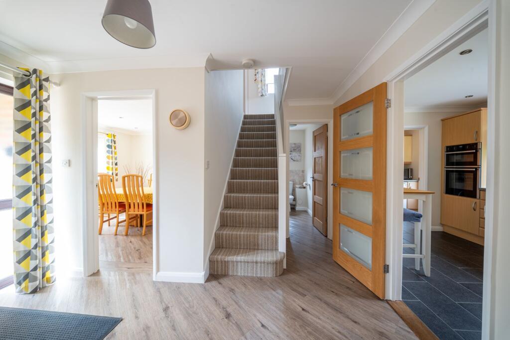 House in Eastleigh, Knightwood Park, Valley Park - View 5