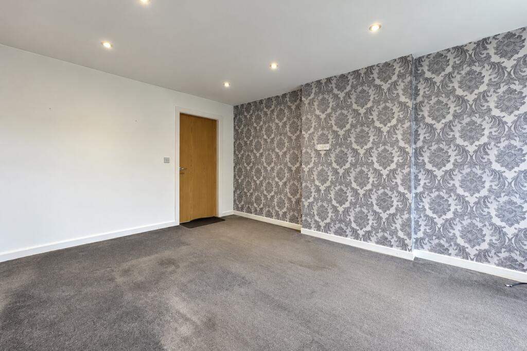 House in Wigan, Crooke, Standish Lower Ground - View 3