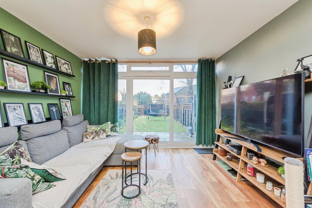 Additional image 8 of Hillcrest Close, Tamworth