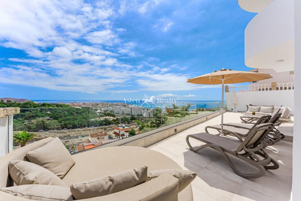 Main image of property: Canary Islands, Tenerife, San Eugenio