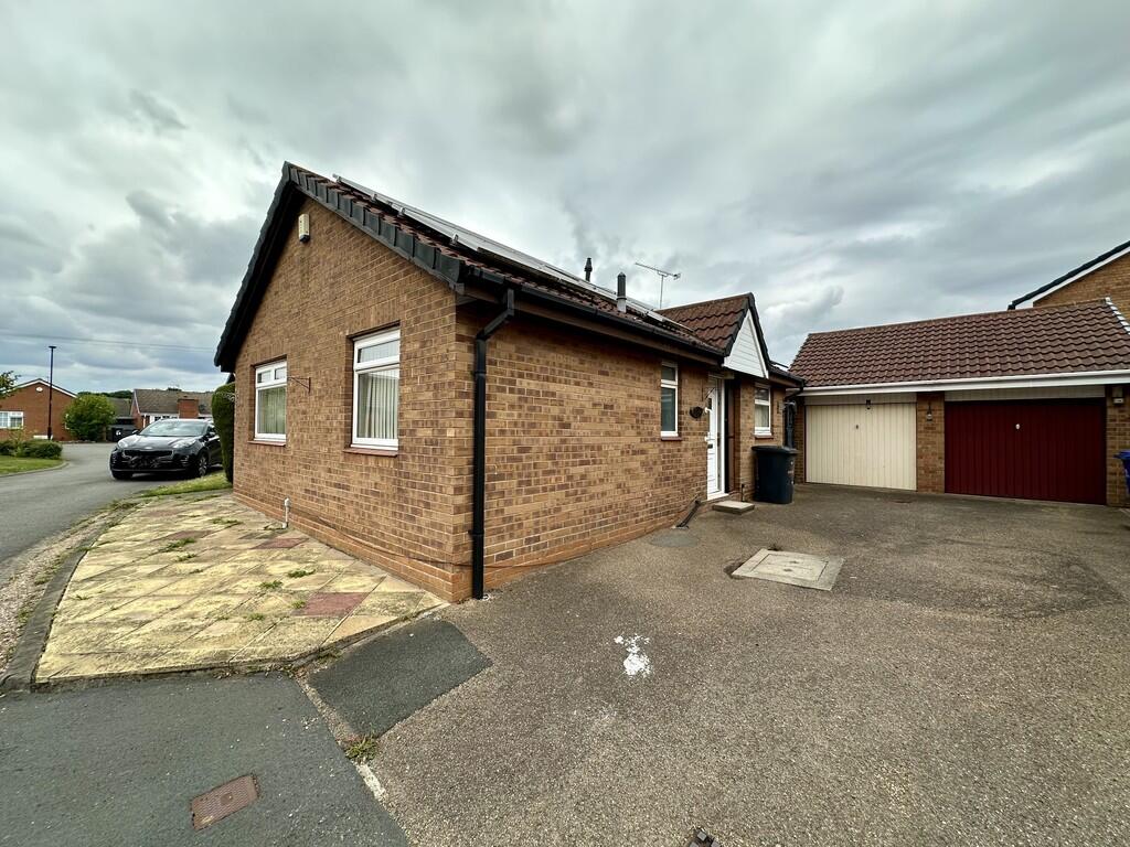 2-bed bungalow on Newhall Road, Kirk Sandall, Doncaster, £189,500