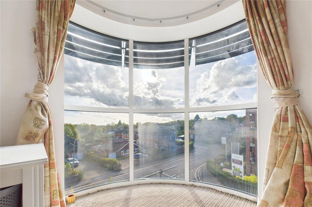 Apartment in Redhill - View 5