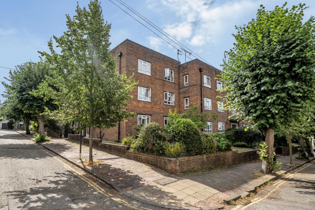 Main image of property: Mountfield Gardens Tunbridge Wells TN1