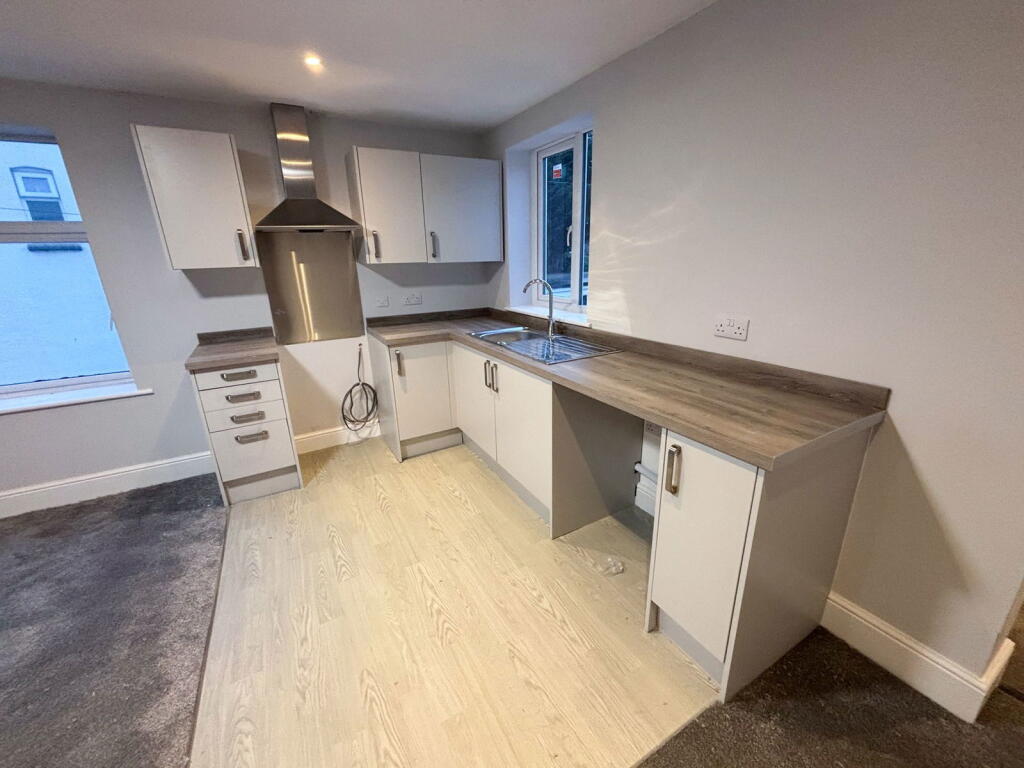 Main image of property: Upstairs Flat, 110 Summer Road, Erdington, Birmingham, B23 6DY