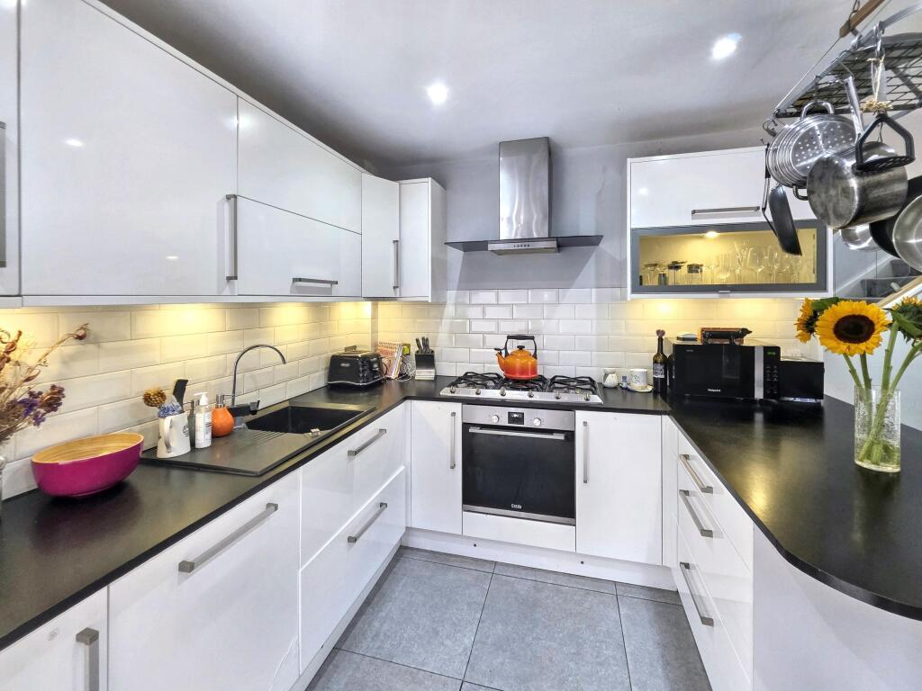 House in Redhill - More