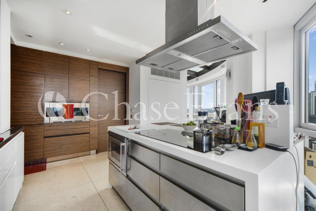 Ontario Tower, Fairmont Avenue, Canary Wharf, London, E14 photo 2