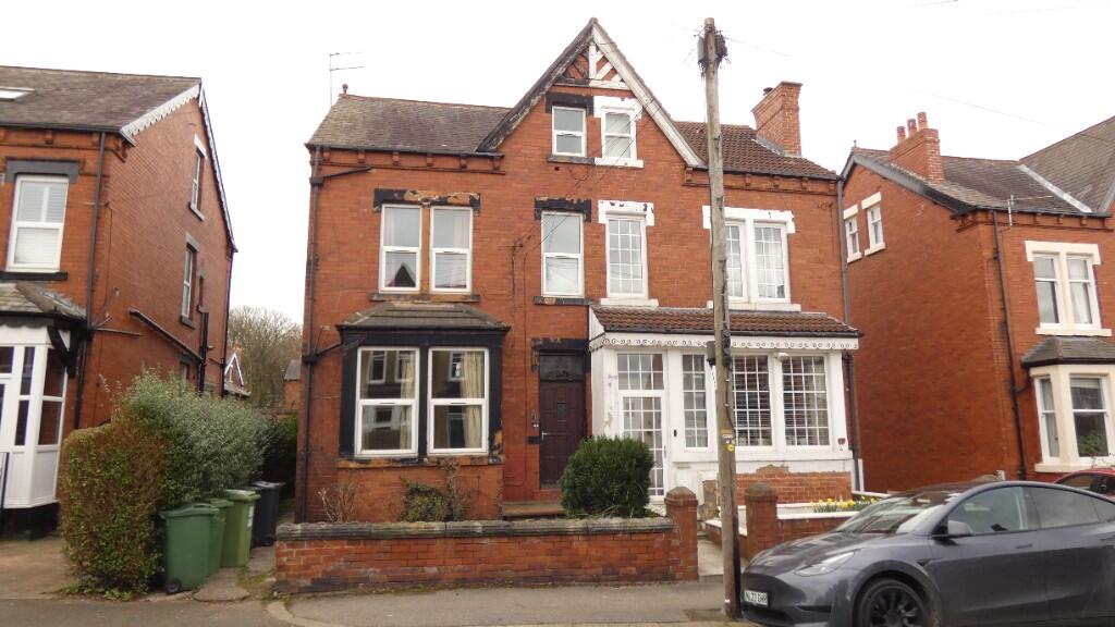 Main image of property: Gledhow Wood Avenue, Leeds, West Yorkshire, LS8