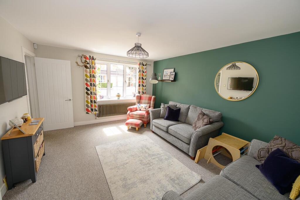 House in Bristol, Downend, Downend and Bromley Heath - View 5
