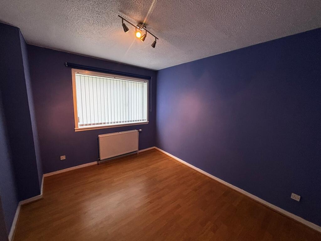 House in Glasgow - More