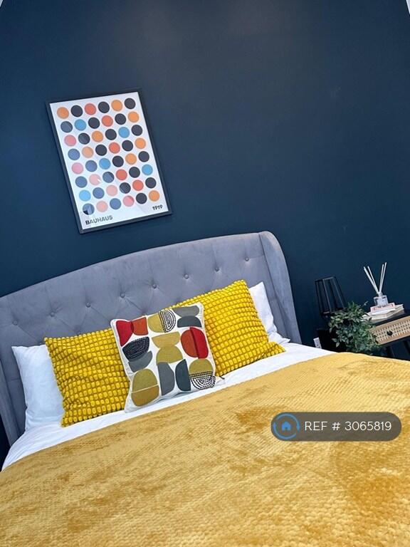 House in London, Bellingham, Southend - View 3