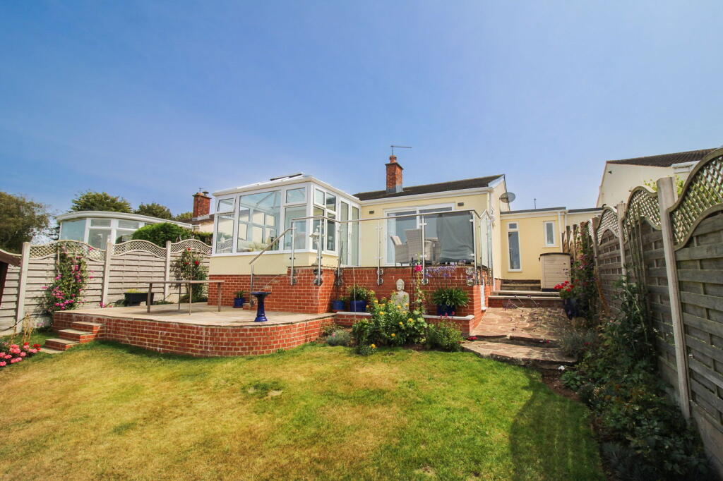 Main image of property: Northfield Road, Portishead, Portishead, BS20 8LE