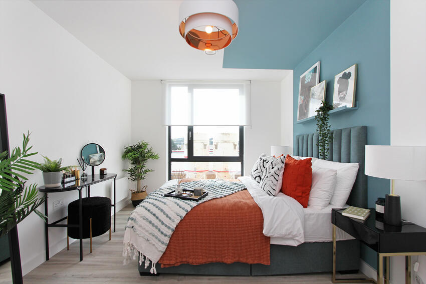 Main image of property: Kimpton Road, Luton, Bedfordshire, LU2