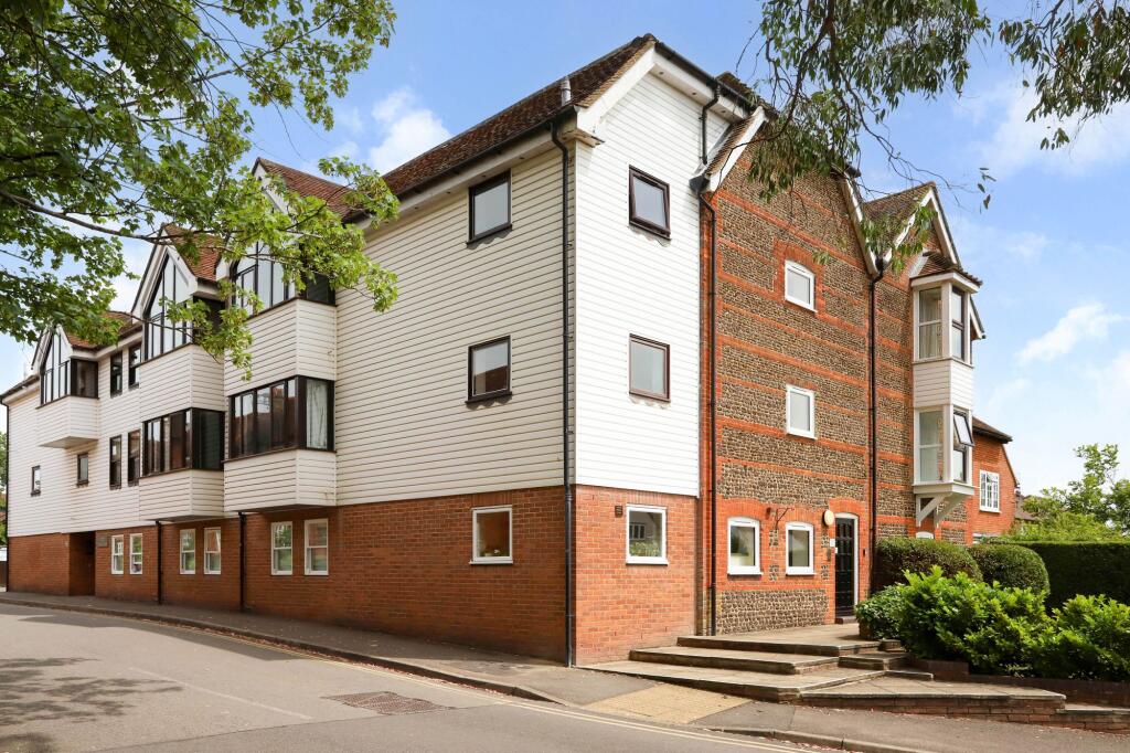 Main image of property: Crondall Lane, The Old Kiln Crondall Lane, GU9