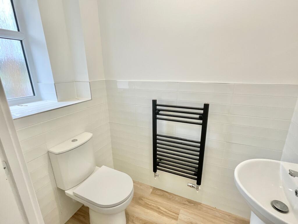 House in Stoke-on-Trent - More
