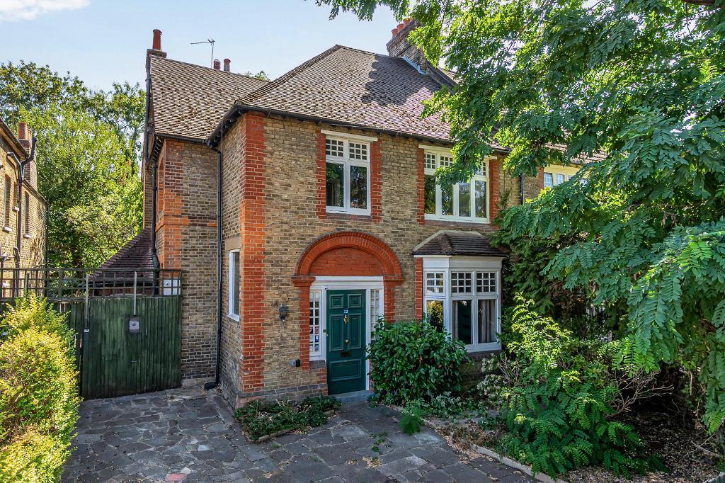 Main image of property: Campbell Road, Hanwell, London, W7 3EA