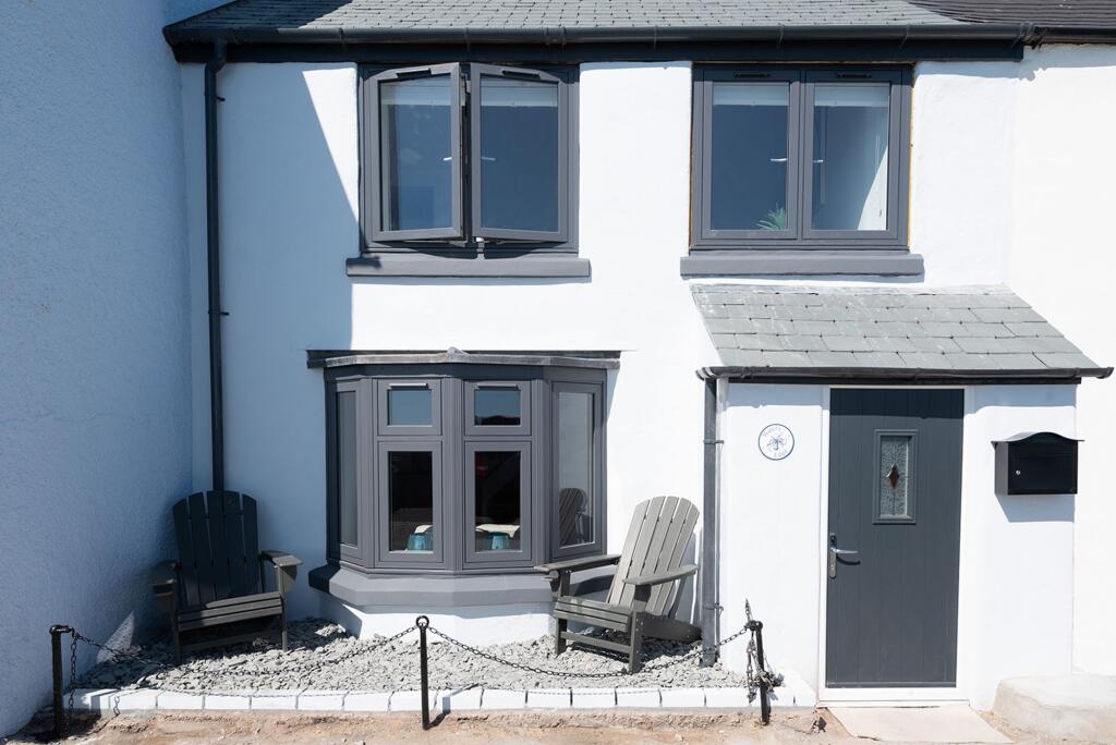 Main image of property: Beesands, Kingsbridge, TQ7