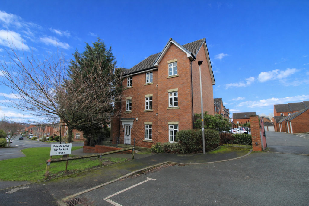 Main image of property: Apartment 39 Gadbury Fold, Atherton, Manchester, Greater Manchester M46 0GN