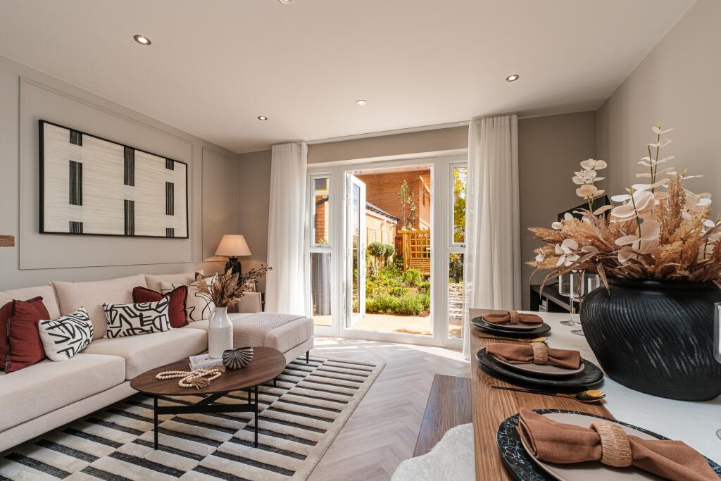 Main image of property: Low Road,
Dovercourt,
Essex,
CO12 3TX