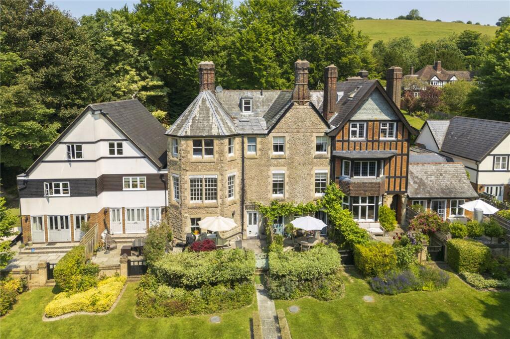 Main image of property: The Cleves, Church Lane, Kemsing, Sevenoaks, TN15