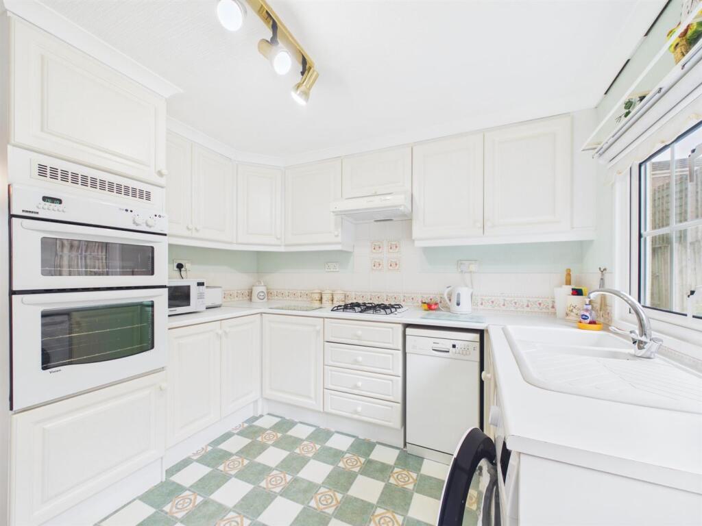 House in Brighton - View 2