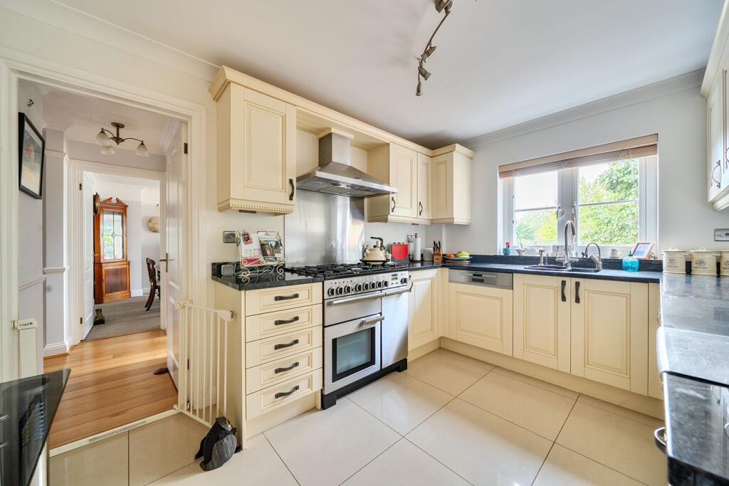 House in Clifton, Central Bedfordshire - View 5