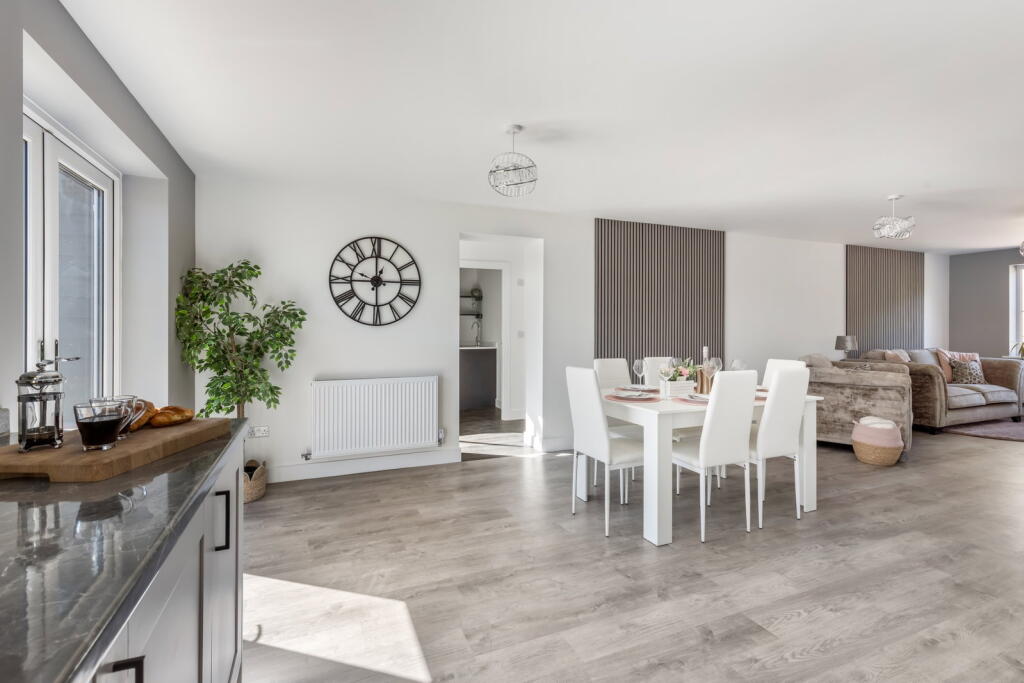House in Great Harrowden, North Northamptonshire - View 4