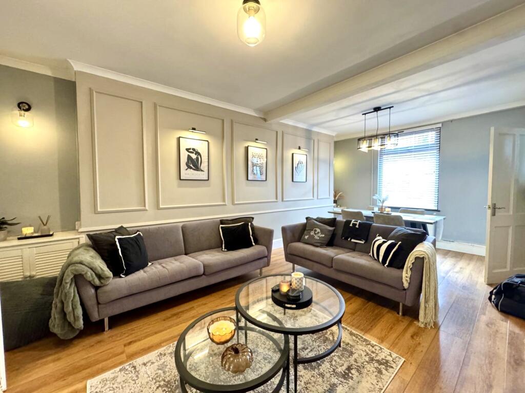 House in Merthyr Tydfil, Town - View 4