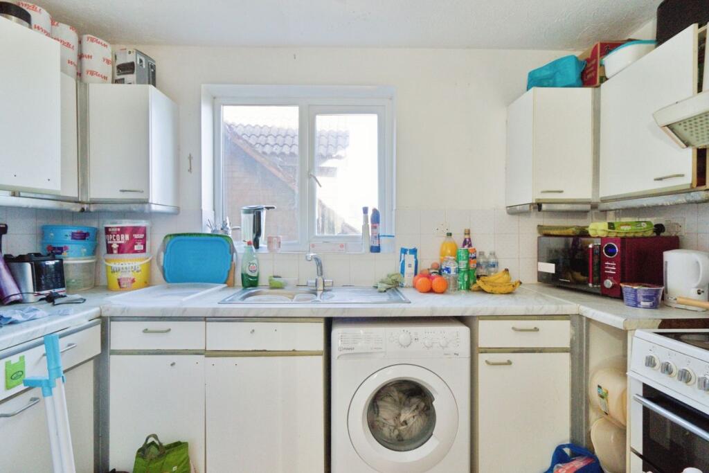 Apartment in London - View 5