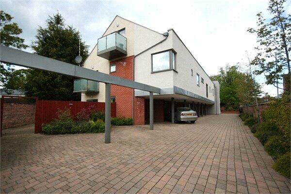 Main image of property: Old Cross House, Church Street, Beeston, Nottingham, NG9