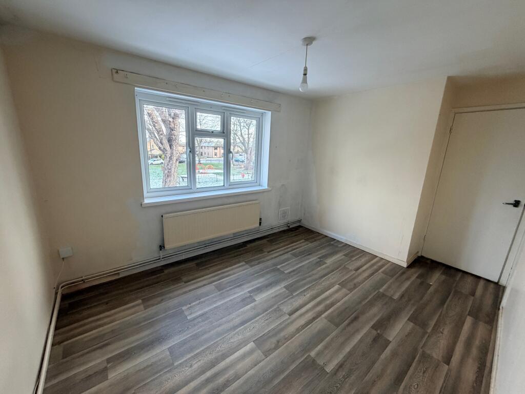 11 Whyte Court, Ramsey, Huntingdon PE26 1DU photo 4