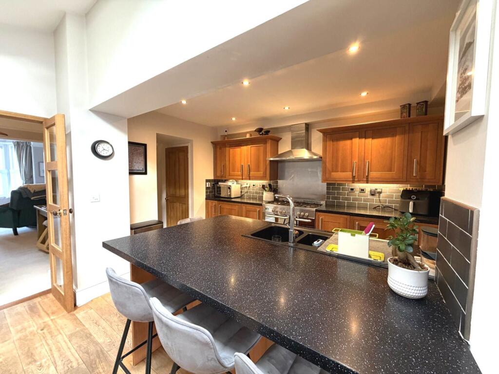 House in Exeter - View 5
