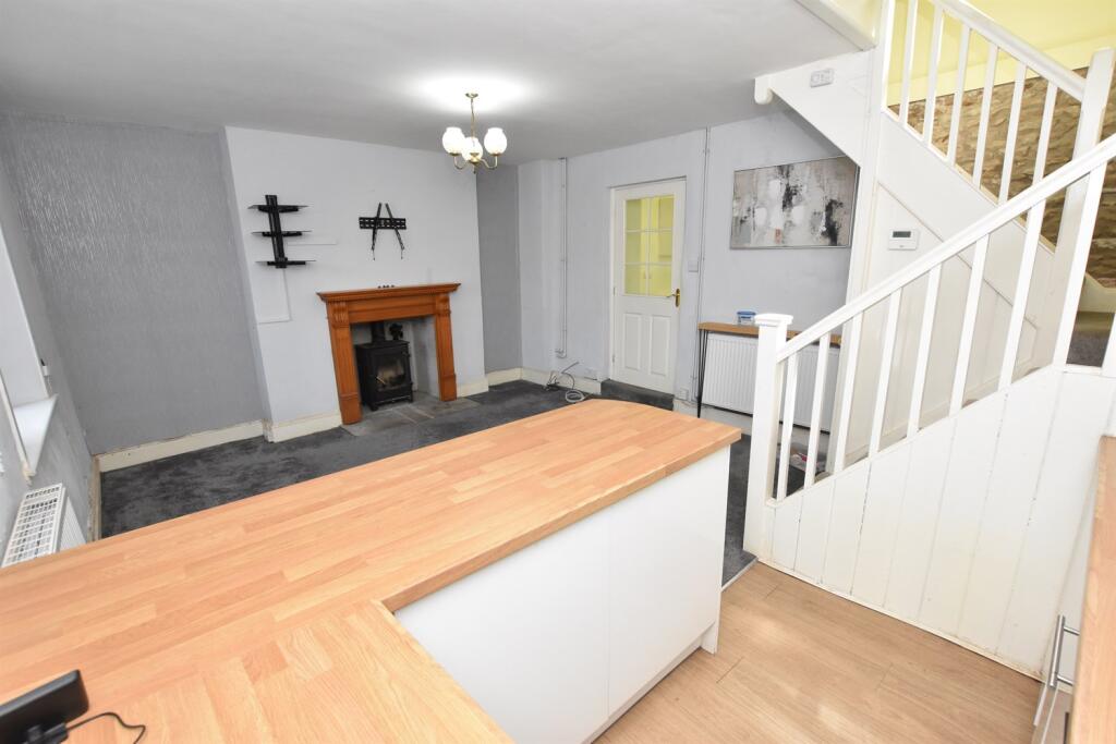 Holme Lane, NG34 - View 6