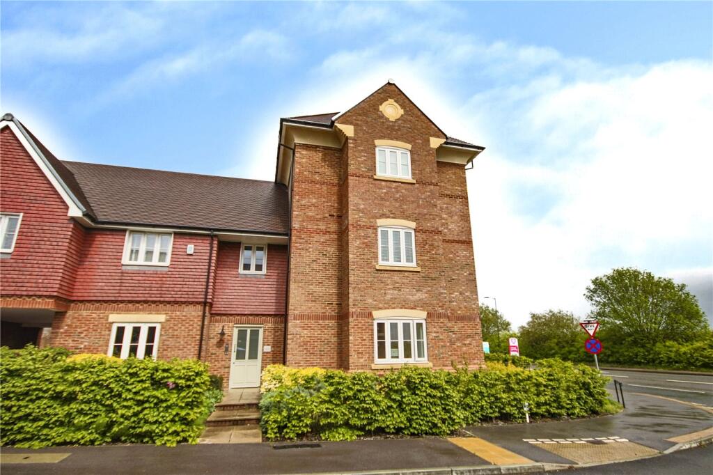 Main image of property: Meadowsweet Lane, Warfield, Bracknell, Berkshire, RG42