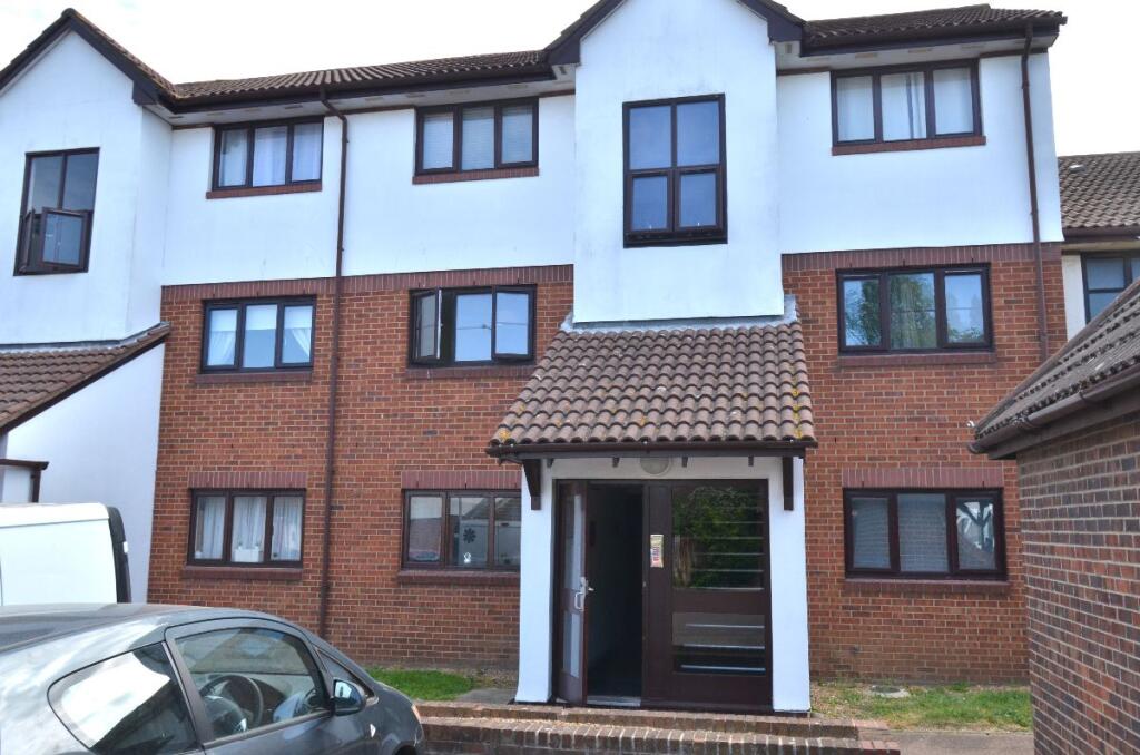 Main image of property: Vexil Close, Purfleet-on-Thames