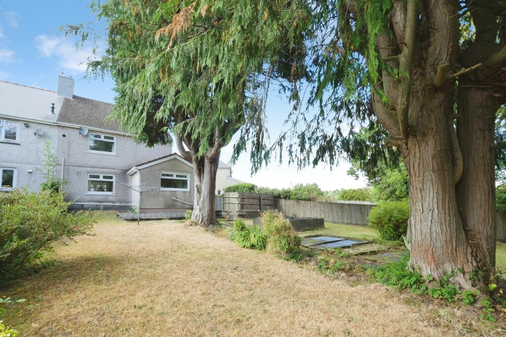 House in Newport, Badminton - More