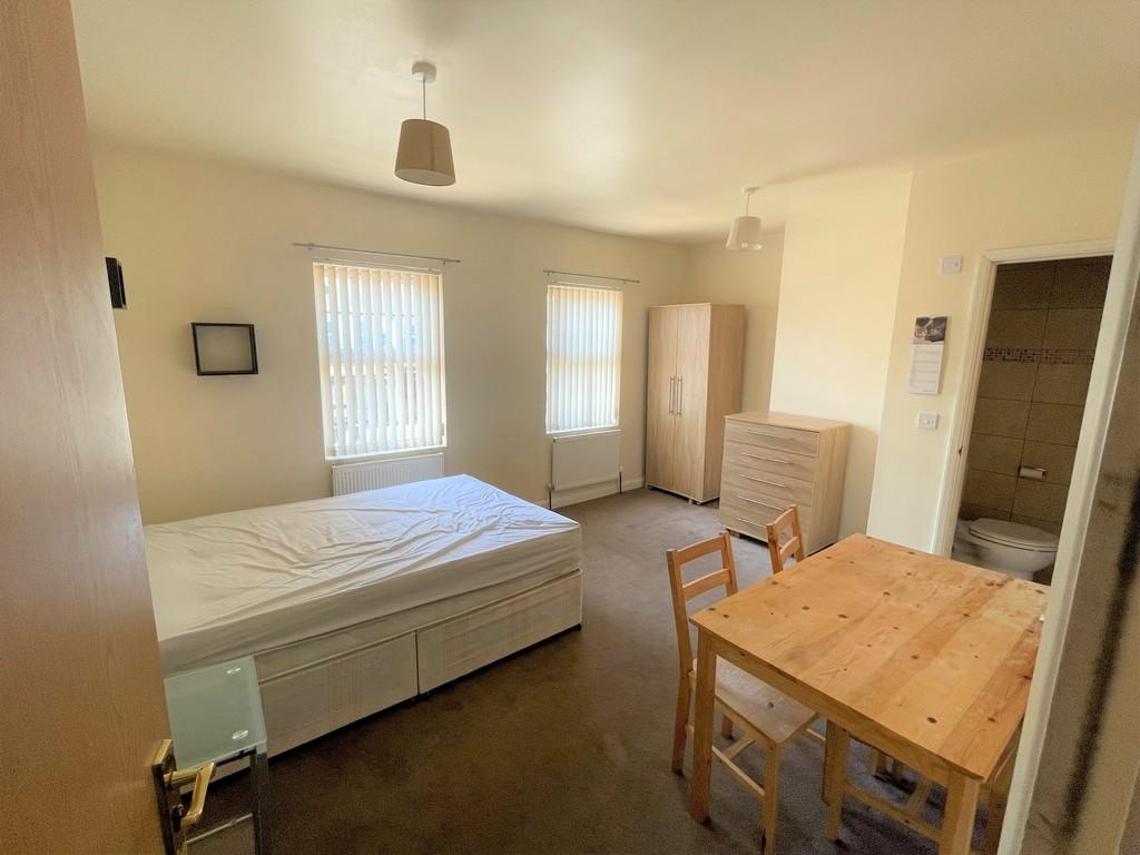 Main image of property: Oxford Road, Reading