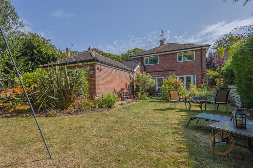 19, Bowgate, Gosberton, Spalding photo 2