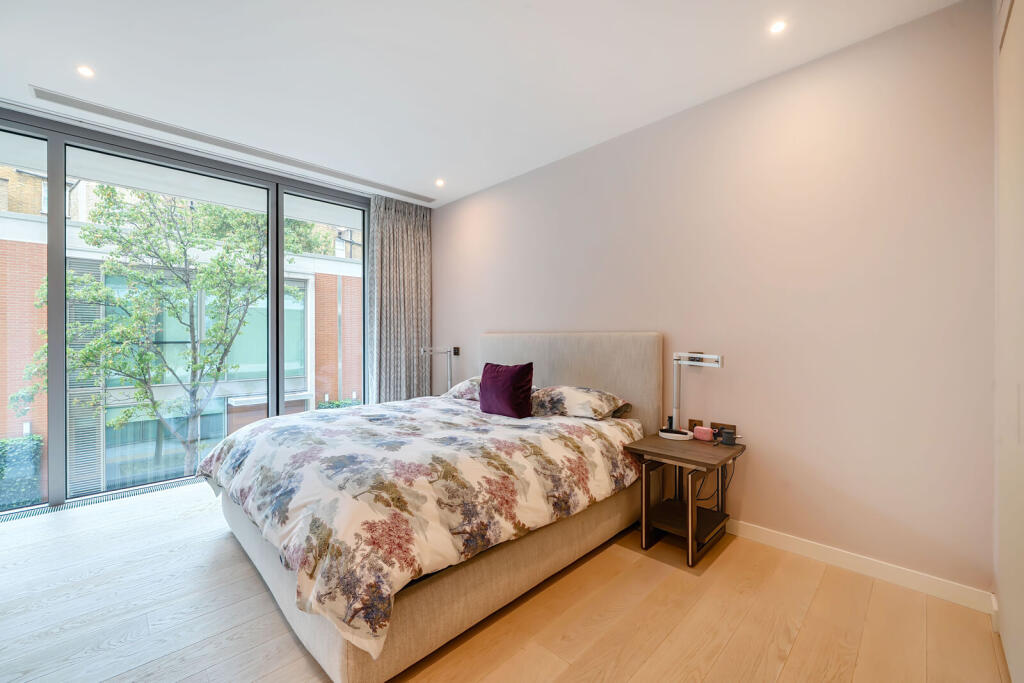 Apartment in London - View 4