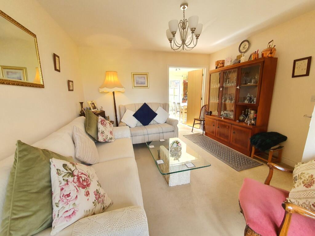 St Michaels Gardens, South Petherton, TA13 photo 3